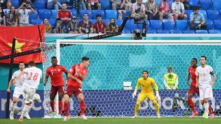 开云电竞app下载-不是C罗希克 喧宾夺主 为何乌龙成欧洲杯头号射手