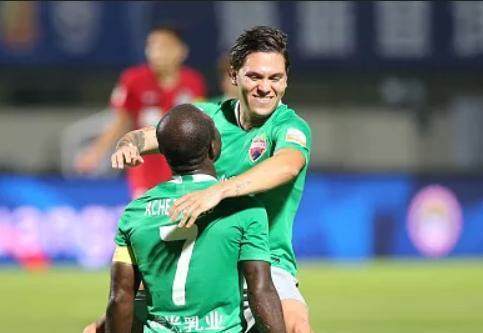 第二轮就哑火！豪华4外援深足25射18个角球都没用