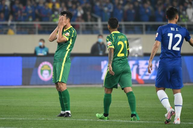 开云电竞客户端-全场绞杀比埃拉是落后战术？强硬申花给中超做榜样