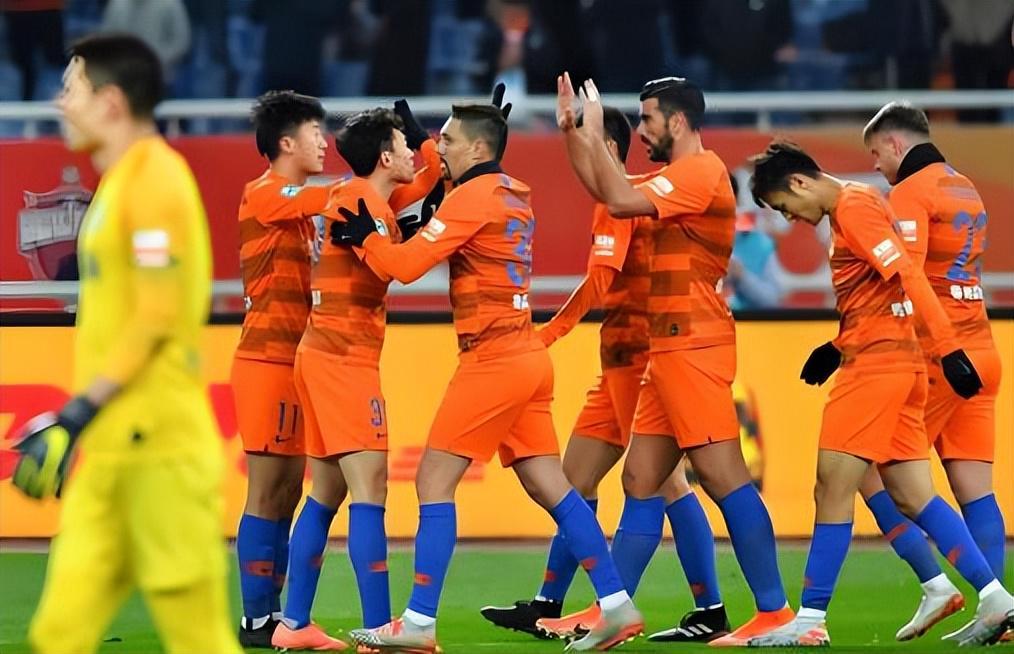 开云电竞安卓版-意外！鲁能为何在热身赛表现越差到了正赛就表现越好，引发热议